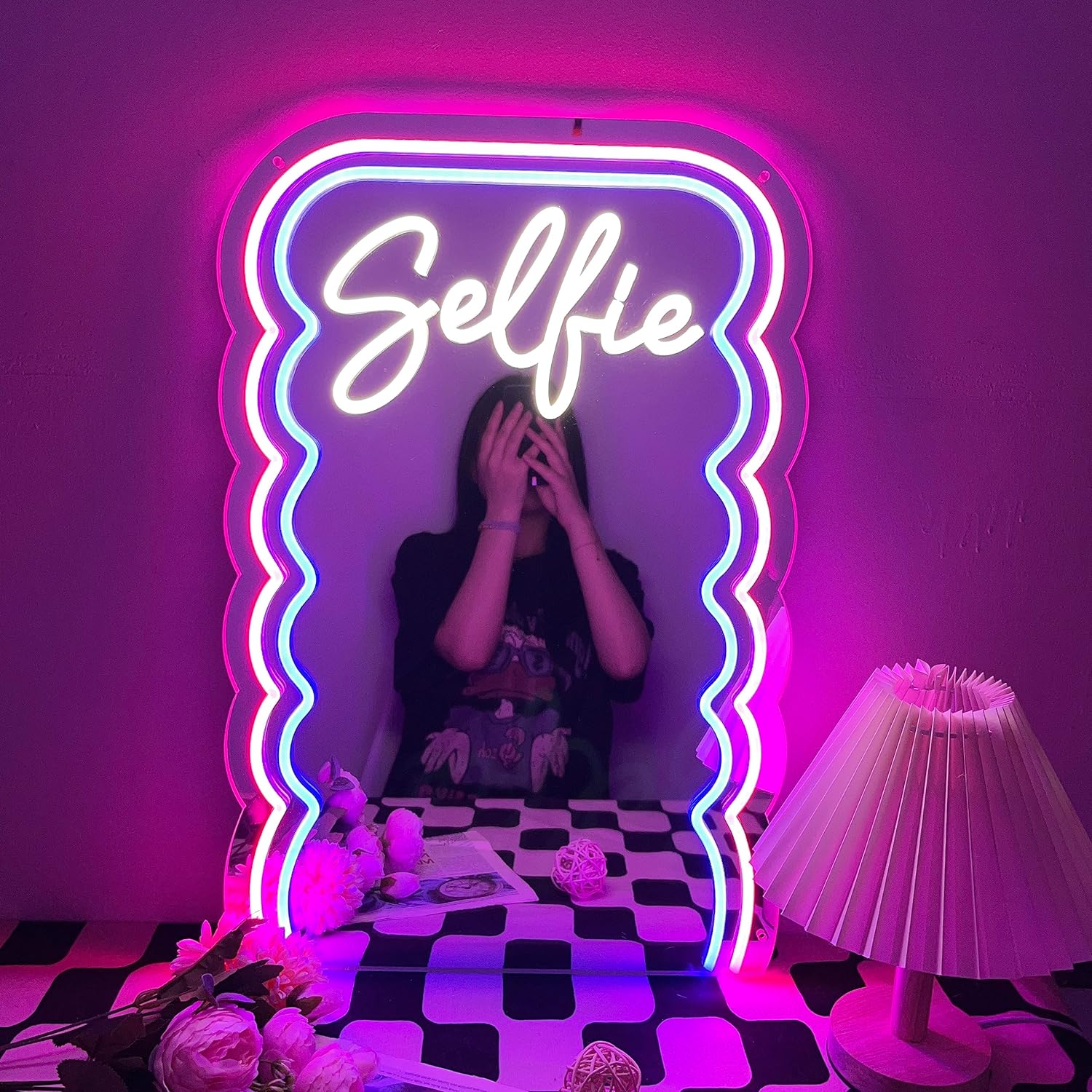 Luce al neon per specchio per selfie personalizzata NEONIP, fatta a mano al 100%, per il trucco della camera da letto