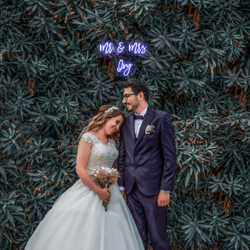 NEONIP-Personalized 100% Handmade Mr. & Mrs. Wedding LED Neon Sign with Your Family Name