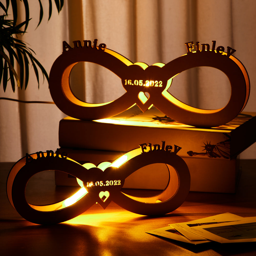 Lampada in legno incisa con nome personalizzato, luce notturna Infinity Love