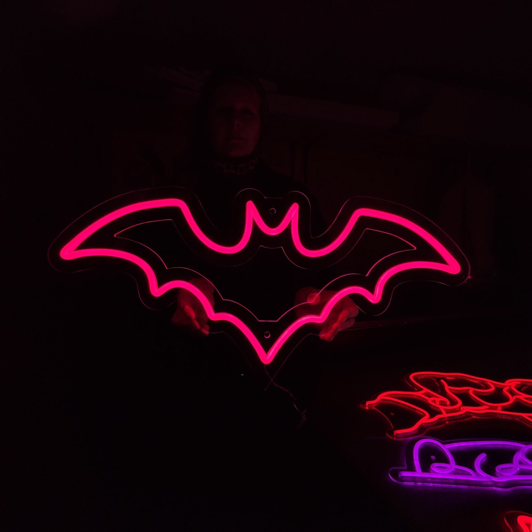 NEONIP-Insegna al neon pipistrello di Halloween fatta a mano al 100%.