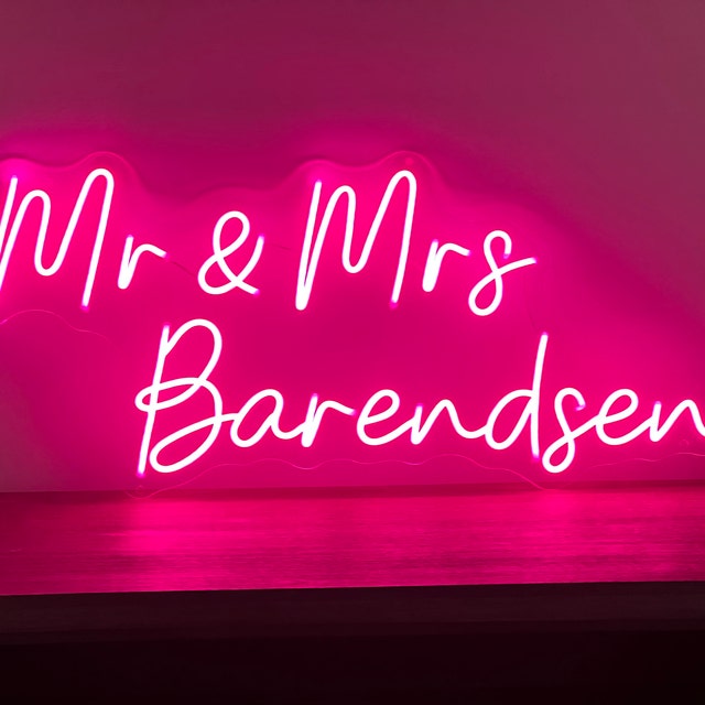 NEONIP-Personalized 100% Handmade Wedding LED Neon Sign with Mr & Mrs Name