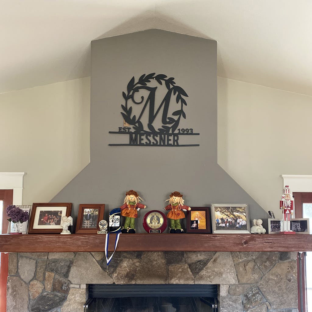 NEONIP-Personalized 100% Handmade Metal Sign Wreath Monogram