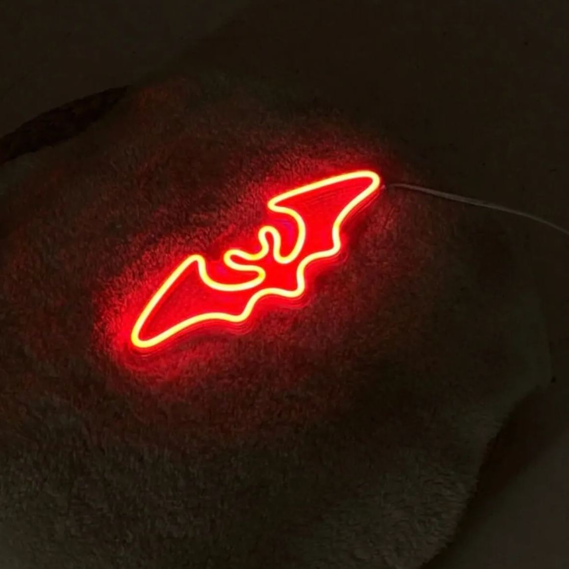NEONIP-100% Handmade Flying Bat Neon Sign Halloween Decoration
